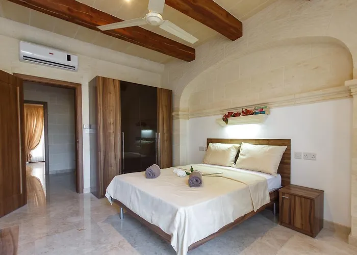 Carini Farmhouses