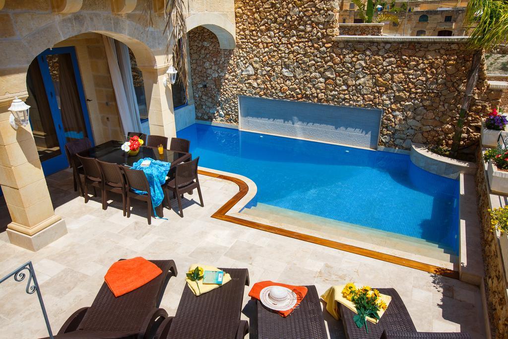 Carini Villa *