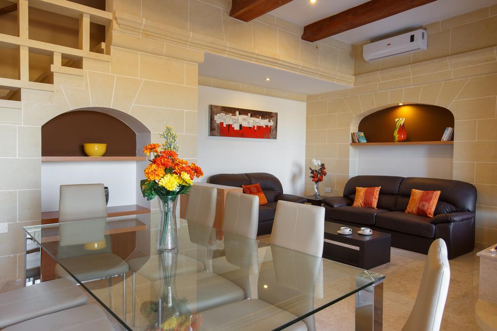 Carini Villa *