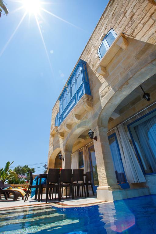 Carini Willa Għarb