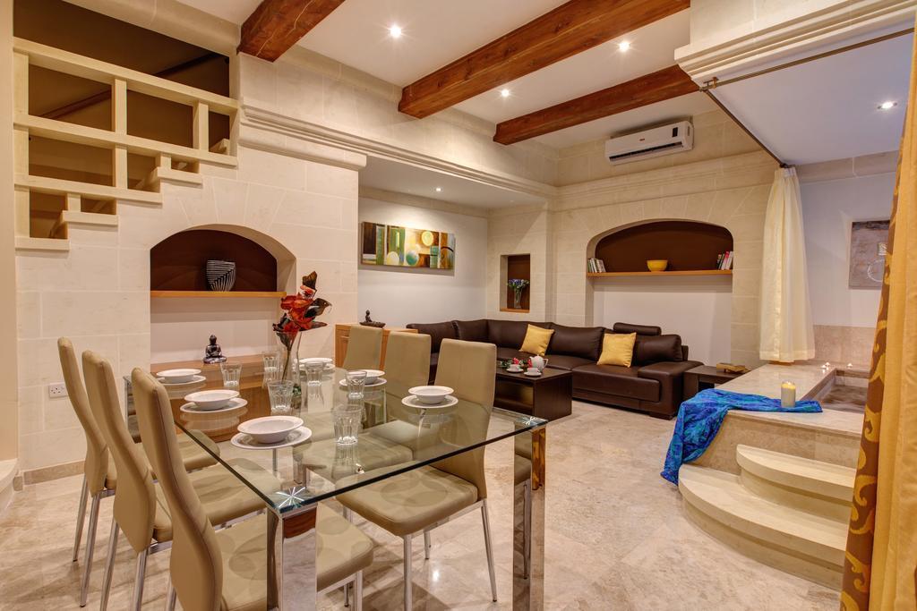 Carini Villa Għarb