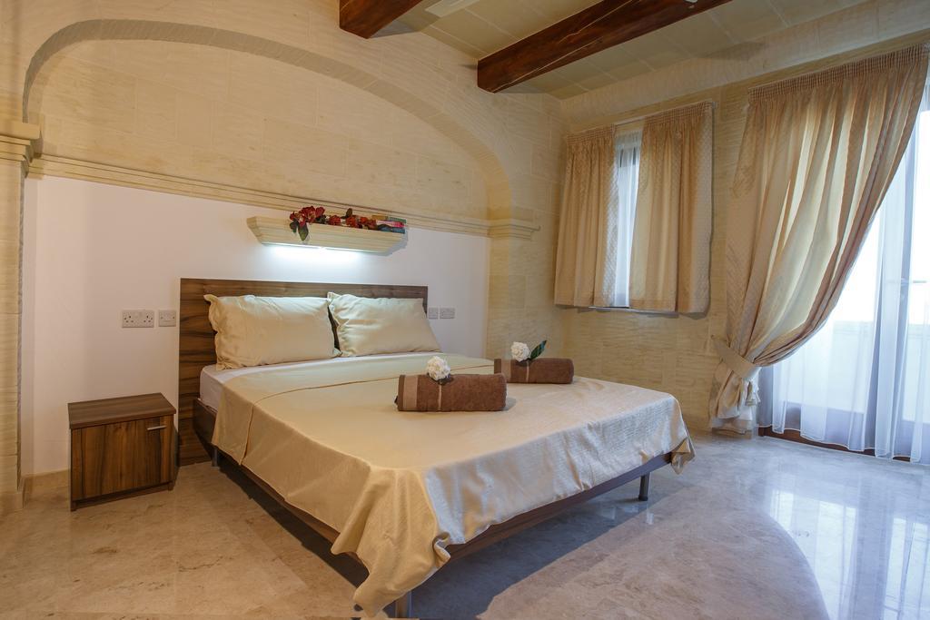 Villa Carini Għarb